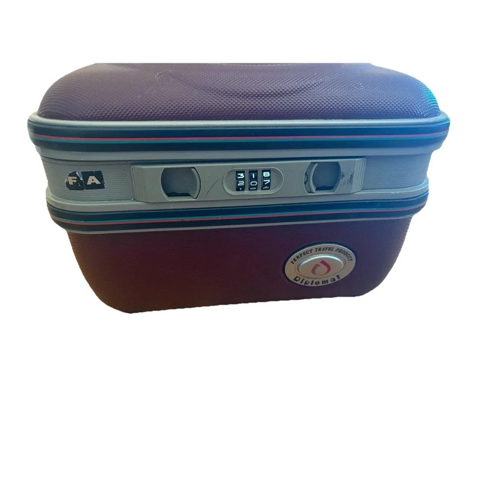 Vintage‎ Diplomat Travel Case Luggage As Is Collectible Retro